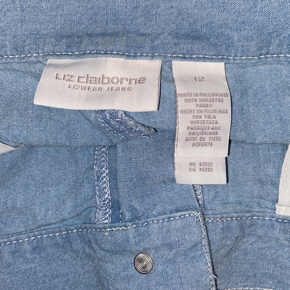 Liz Claiborne Lizwear Pleated Bermuda shorts light blue size 12 - Picture 6 of 7